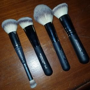 It Cosmetics Brush Set